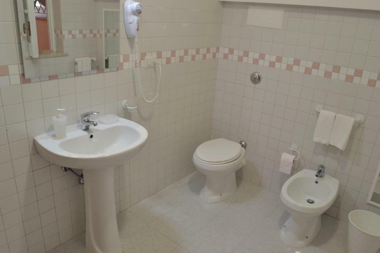 Casa Dahlia Mondello Apartment Екстериор снимка